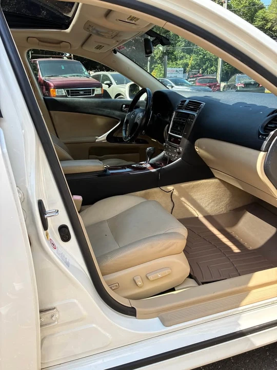 2006 Lexus IS 2nd Gen - Image 7 of 20