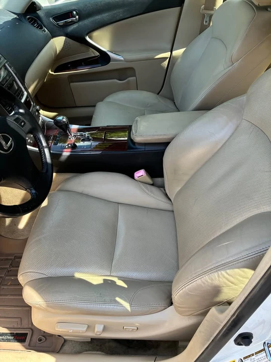 2006 Lexus IS 2nd Gen - Image 16 of 20
