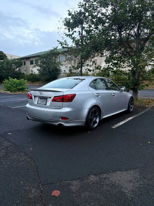 2006 Lexus IS 2nd Gen - Image 7 of 16