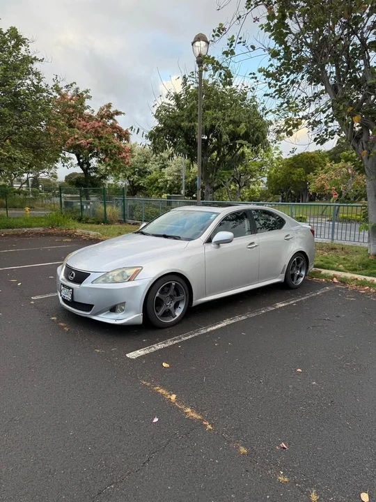 2006 Lexus IS 2nd Gen - Image 8 of 16
