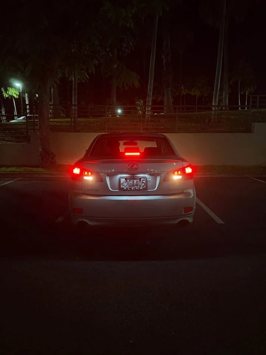 2006 Lexus IS 2nd Gen - Image 13 of 16