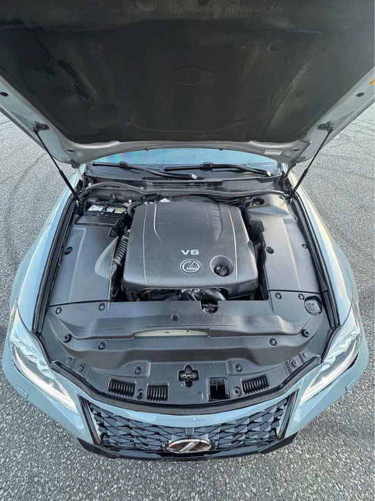 2006 Lexus IS 2nd Gen - Image 6 of 6