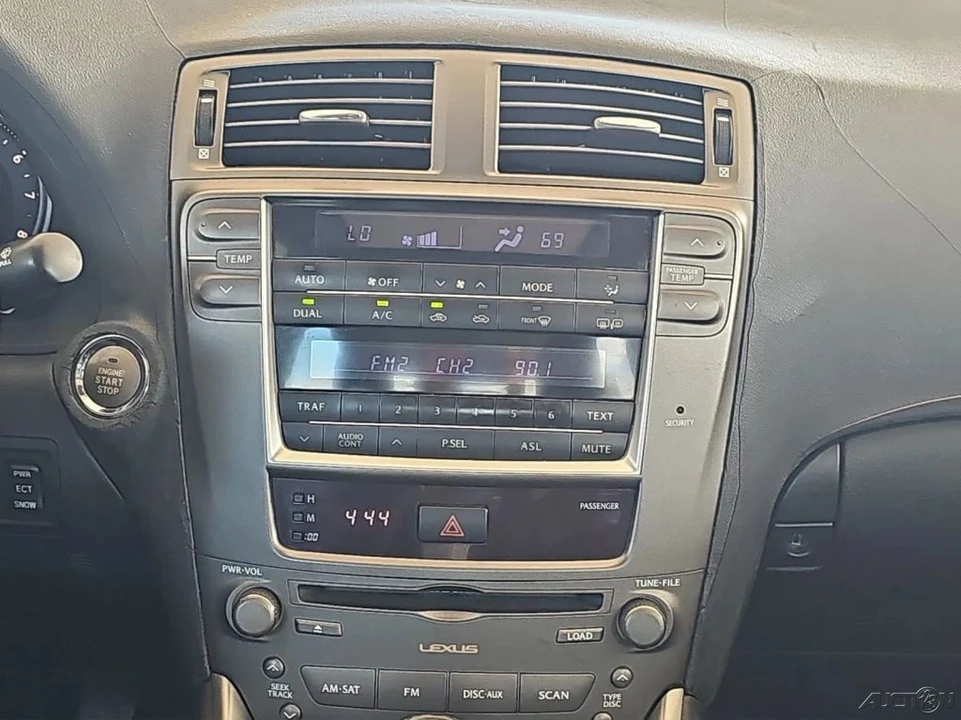 2006 Lexus IS 2nd Gen - Image 17 of 21