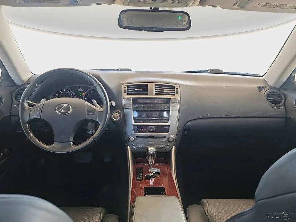 2006 Lexus IS 2nd Gen - Image 15 of 21