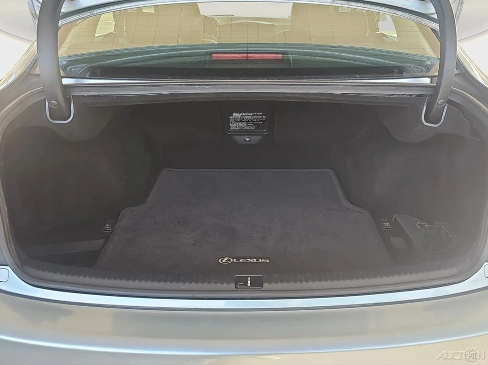 2006 Lexus IS 2nd Gen - Image 21 of 21