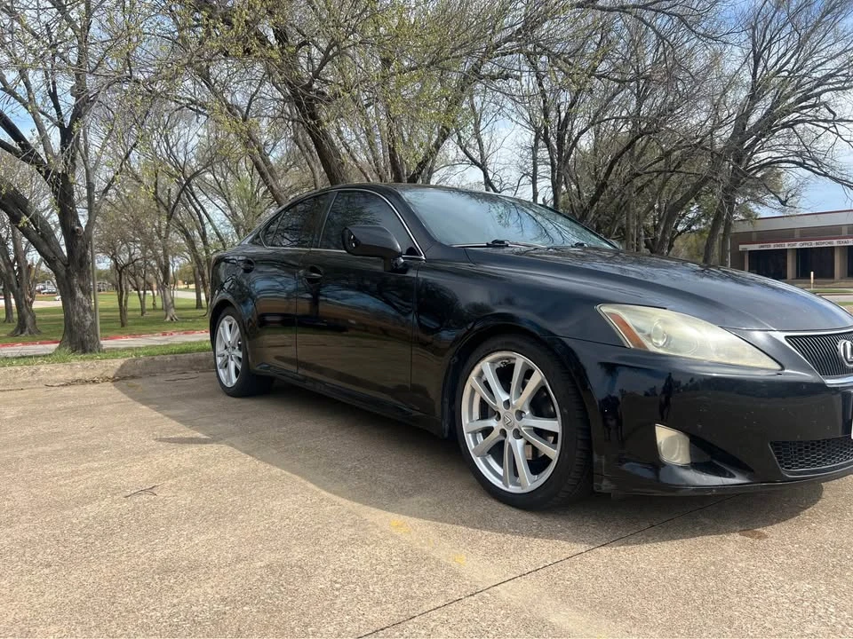 2006 Lexus IS 2nd Gen - Image 2 of 7