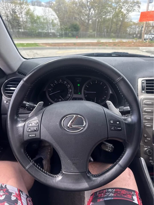 2006 Lexus IS 2nd Gen - Image 2 of 6