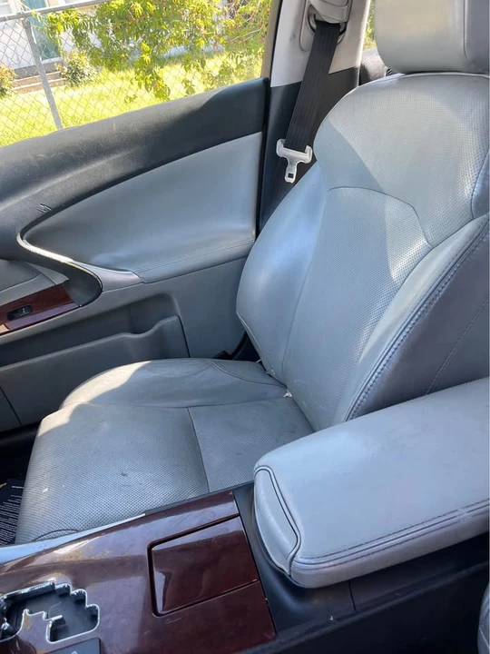 2006 Lexus IS 2nd Gen - Image 5 of 7