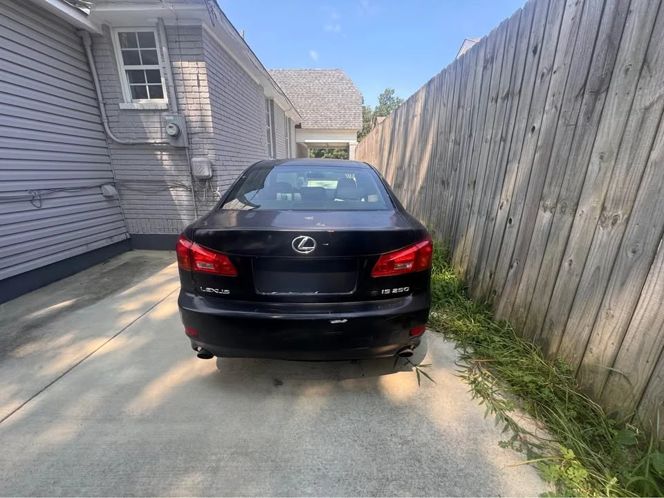 2006 Lexus IS 2nd Gen - Image 3 of 4
