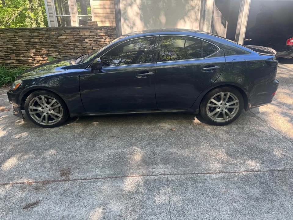 2006 Lexus IS 2nd Gen - Image 3 of 10