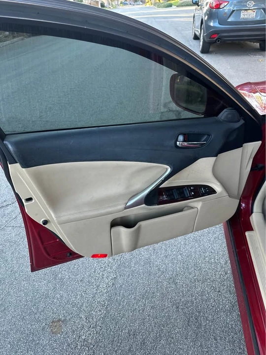 2006 Lexus IS 2nd Gen - Image 6 of 10
