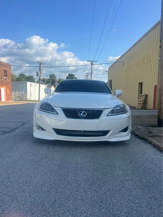 2006 Lexus IS 2nd Gen - Image 6 of 12