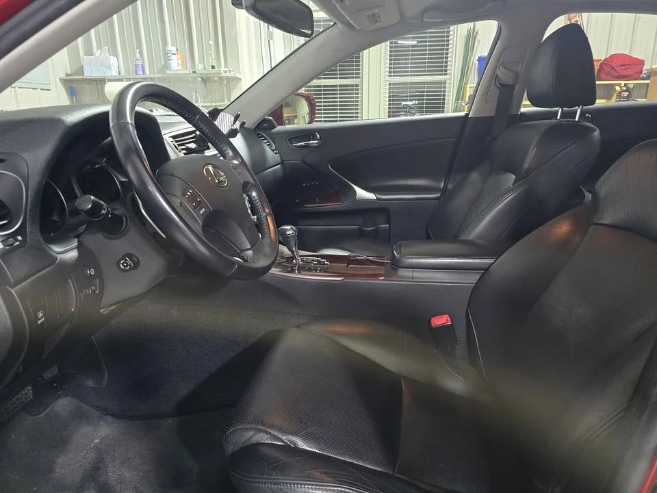 2006 Lexus IS 2nd Gen - Image 6 of 19