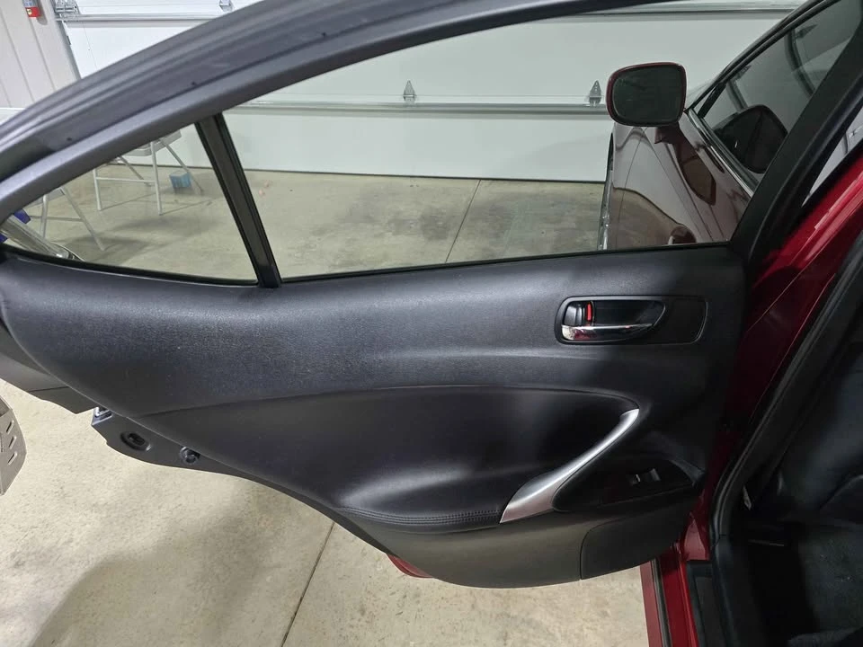 2006 Lexus IS 2nd Gen - Image 14 of 19