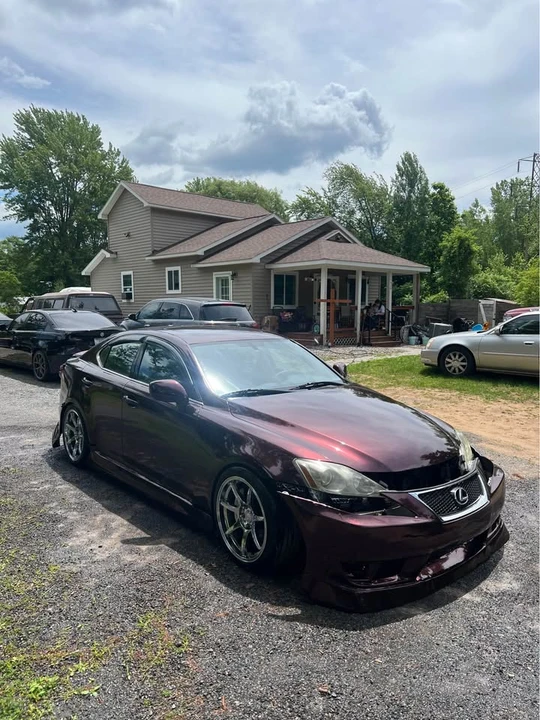 2006 Lexus IS 2nd Gen - Image 3 of 13