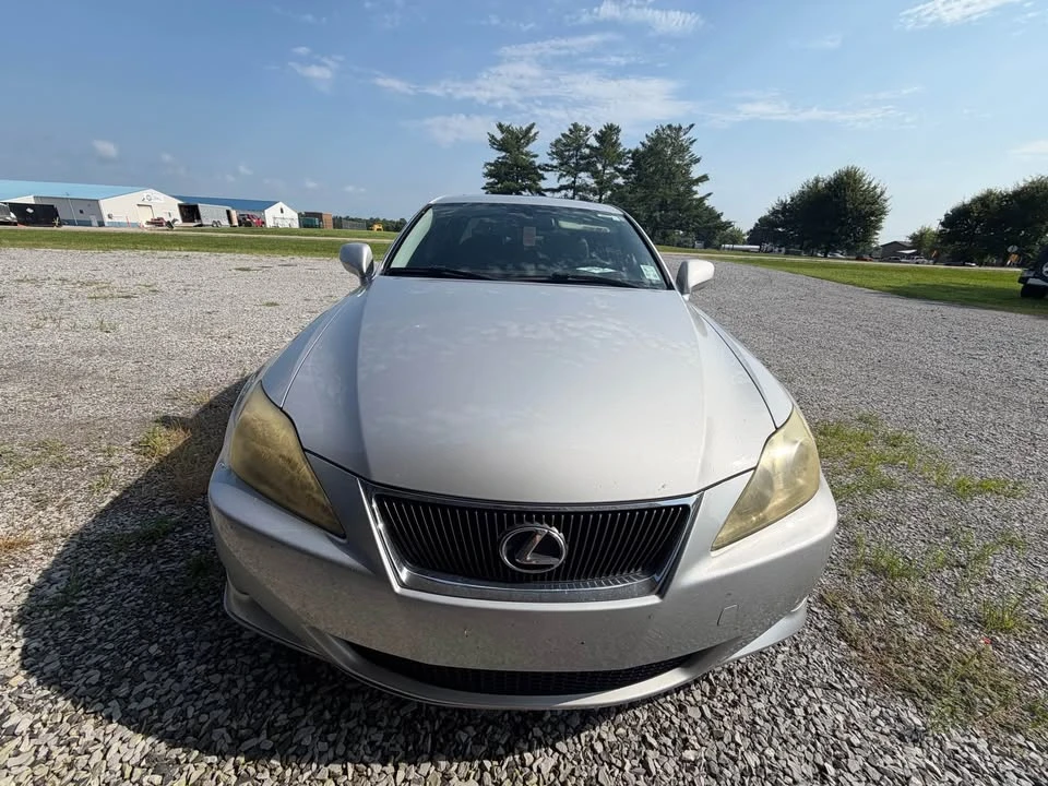 2006 Lexus IS 2nd Gen - Image 6 of 10