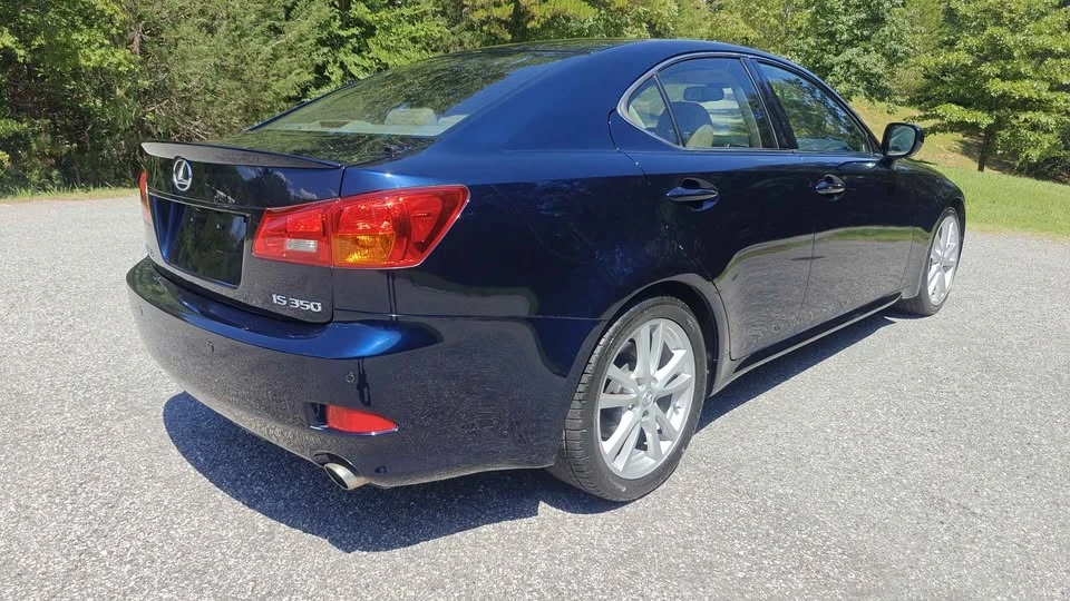 2006 Lexus IS 2nd Gen - Image 7 of 19