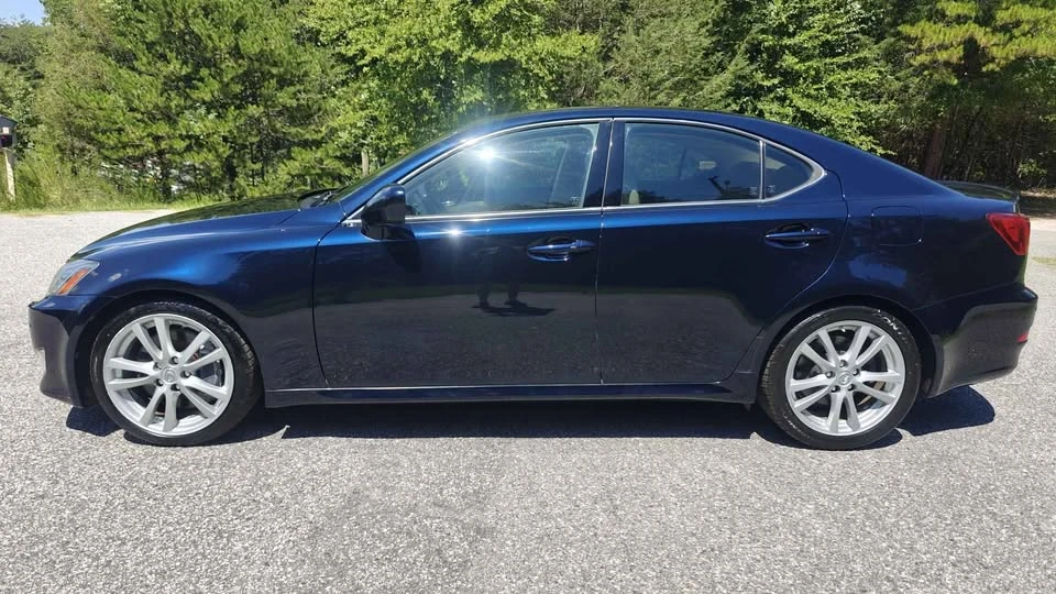 2006 Lexus IS 2nd Gen - Image 5 of 19