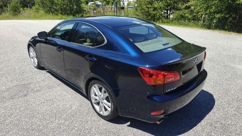 2006 Lexus IS 2nd Gen - Image 17 of 19
