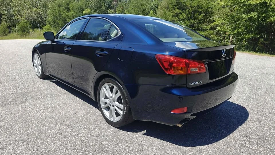 2006 Lexus IS 2nd Gen - Image 6 of 19