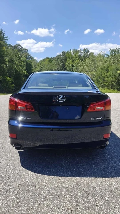 2006 Lexus IS 2nd Gen - Image 18 of 19