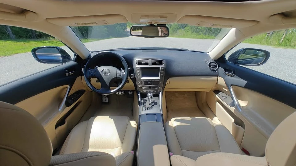 2006 Lexus IS 2nd Gen - Image 8 of 19