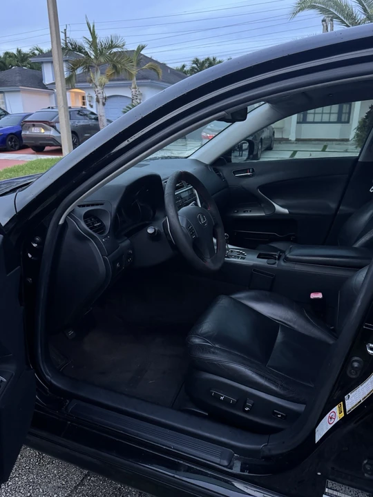 2006 Lexus IS 2nd Gen - Image 4 of 11