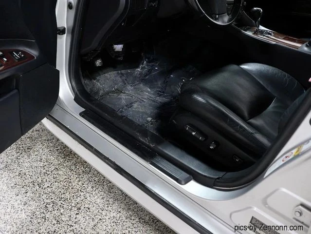 2006 Lexus IS 2nd Gen - Image 21 of 30