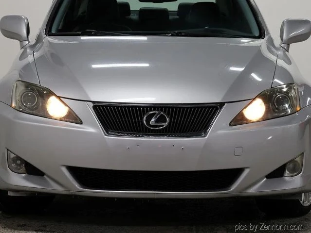 2006 Lexus IS 2nd Gen - Image 6 of 30