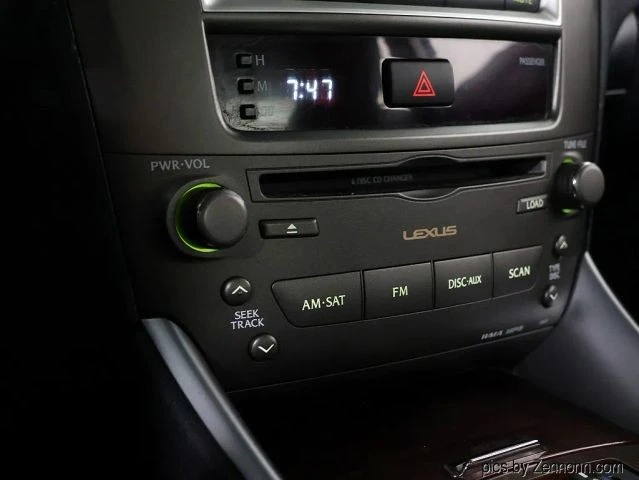 2006 Lexus IS 2nd Gen - Image 17 of 30