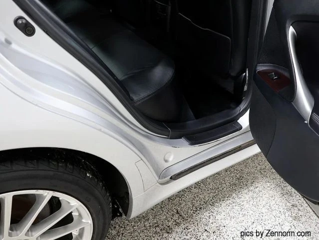 2006 Lexus IS 2nd Gen - Image 26 of 30