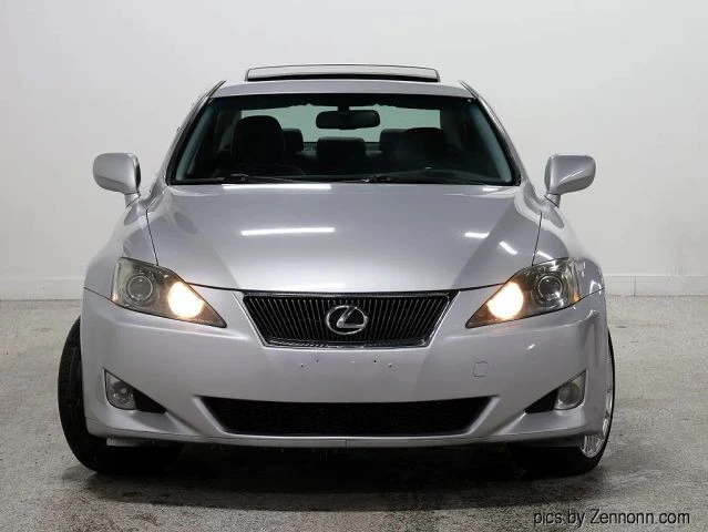 2006 Lexus IS 2nd Gen - Image 5 of 30