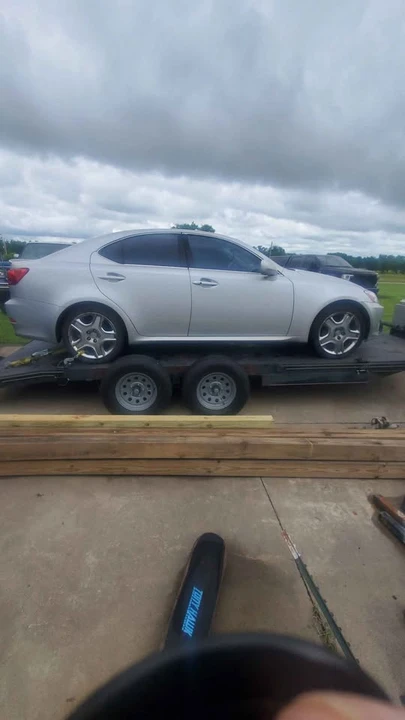 2006 Lexus IS 2nd Gen - Image 3 of 7