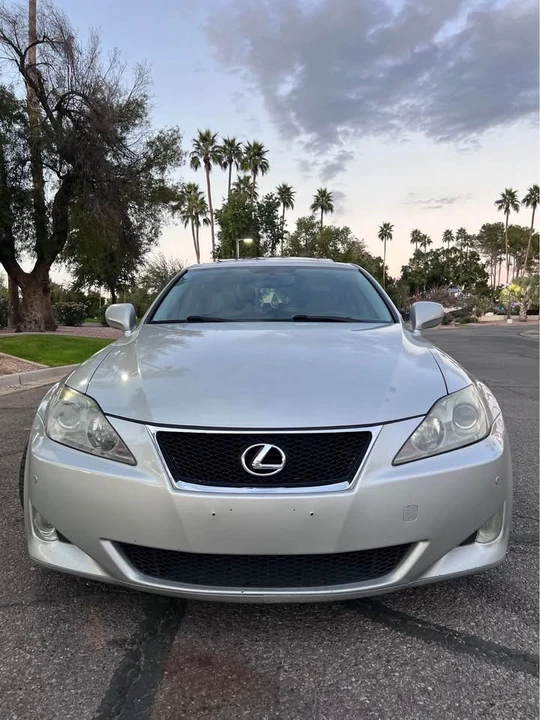 2006 Lexus IS 2nd Gen - Image 5 of 9