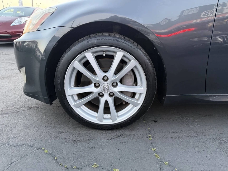 2006 Lexus IS 2nd Gen - Image 16 of 17