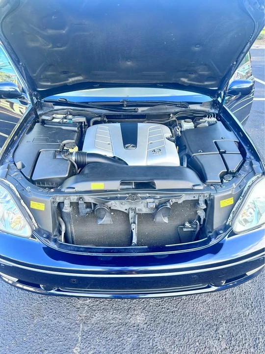 2006 Lexus LS 3rd Gen - Image 9 of 10