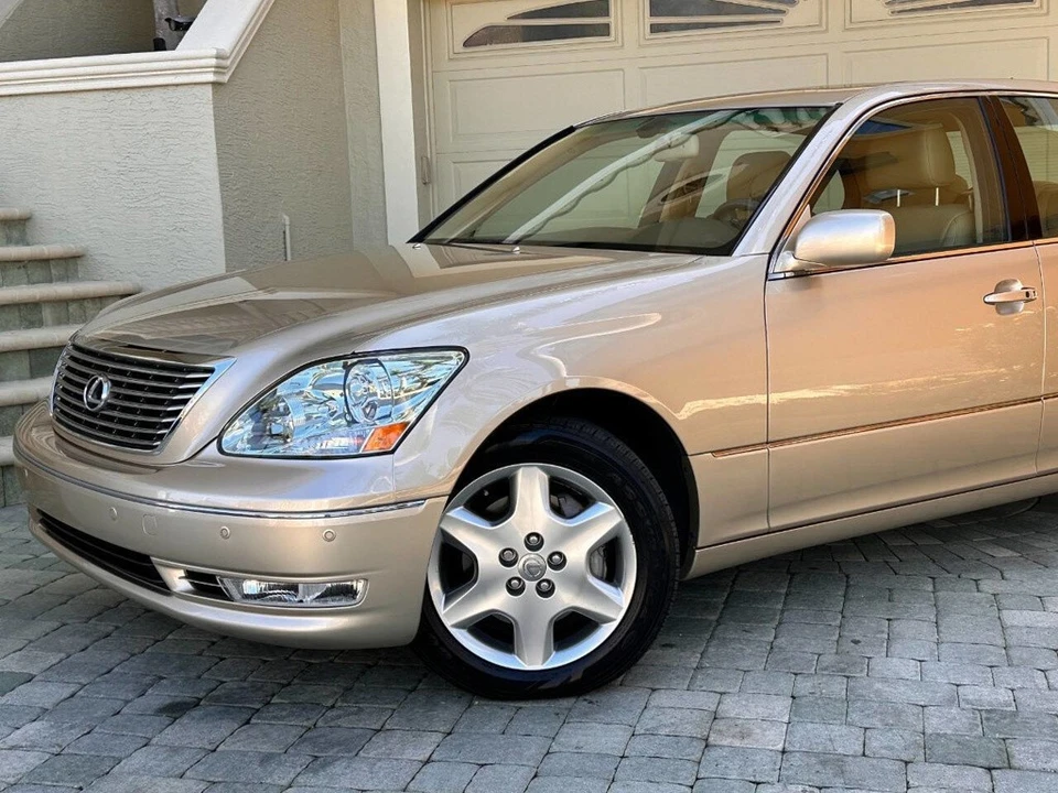 2006 Lexus LS 3rd Gen - Image 2 of 21