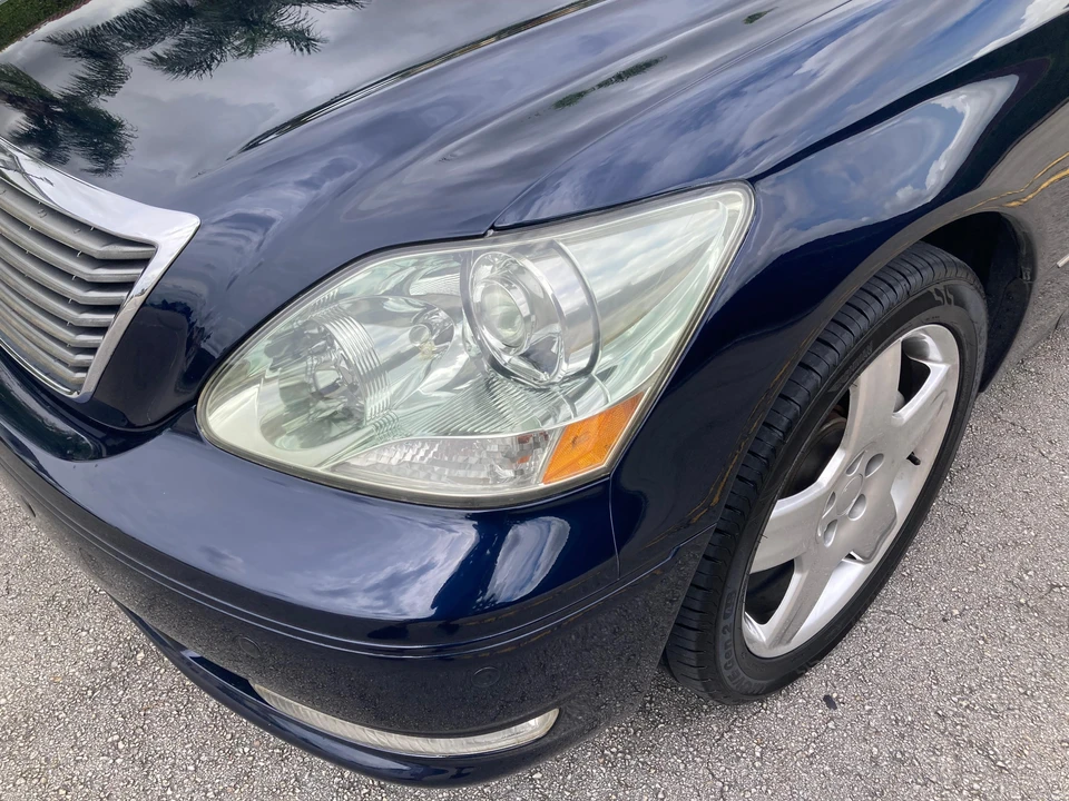 2006 Lexus LS 3rd Gen - Image 21 of 31