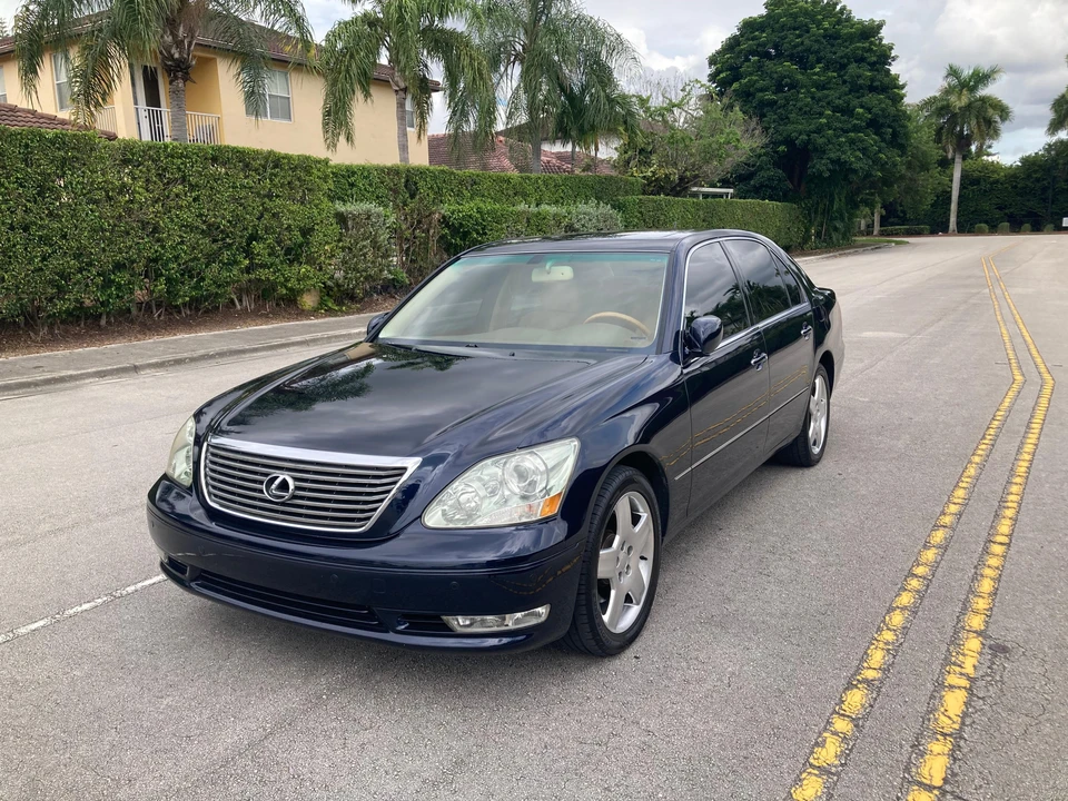 2006 Lexus LS 3rd Gen - Image 7 of 31