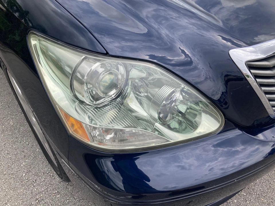 2006 Lexus LS 3rd Gen - Image 17 of 31