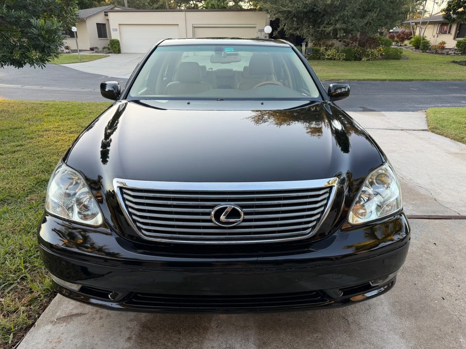 2006 Lexus LS 3rd Gen - Image 11 of 20