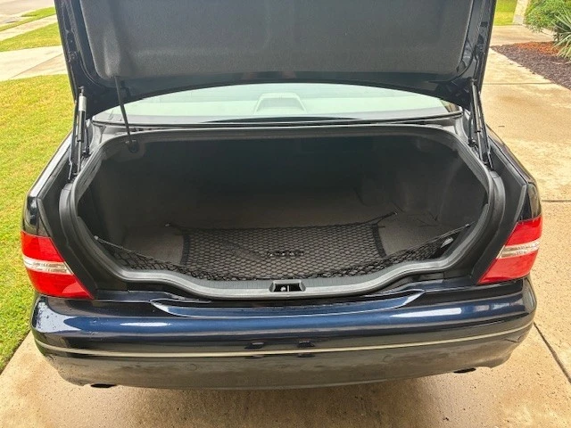 2006 Lexus LS 3rd Gen - Image 24 of 28