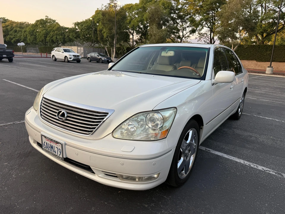 2006 Lexus LS 3rd Gen - Image 8 of 31