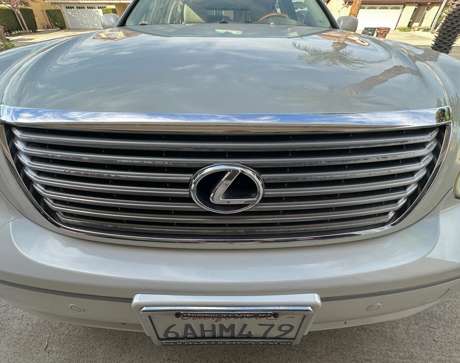 2006 Lexus LS 3rd Gen - Image 25 of 31