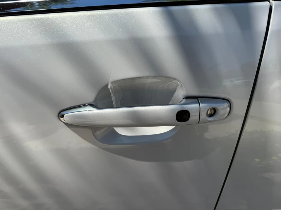 2006 Lexus LS 3rd Gen - Image 30 of 31