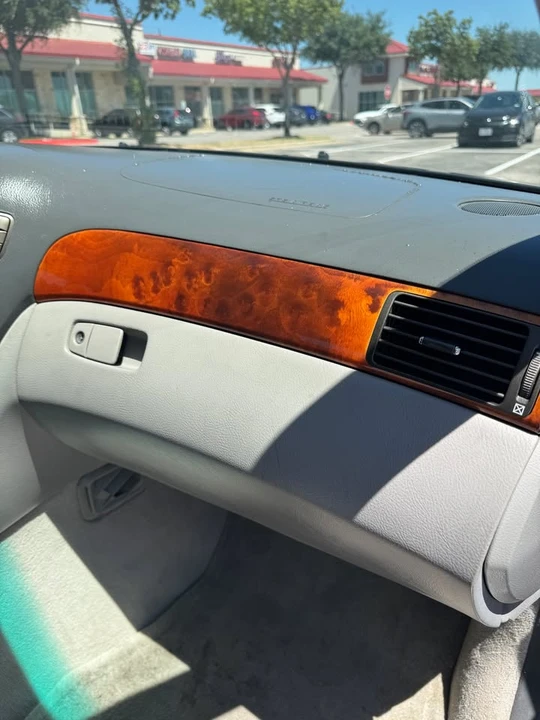 2006 Lexus LS 3rd Gen - Image 10 of 19
