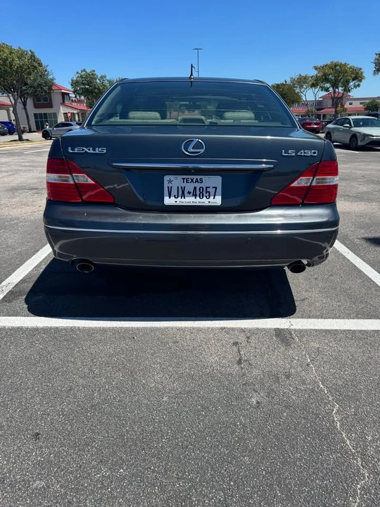 2006 Lexus LS 3rd Gen - Image 4 of 19