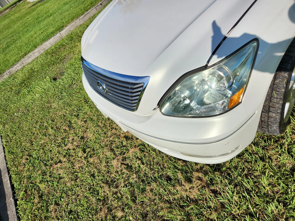 2006 Lexus LS 3rd Gen - Image 17 of 31