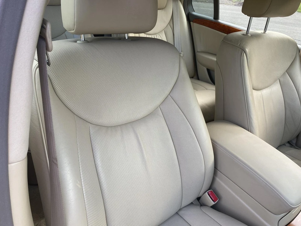 2006 Lexus LS 3rd Gen - Image 30 of 31