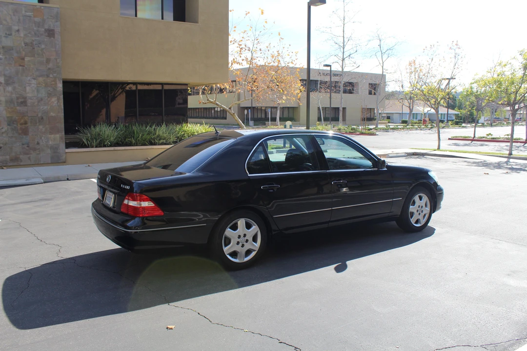 2006 Lexus LS 3rd Gen - Image 21 of 31